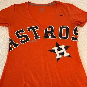 Women’s Astros t-shirt